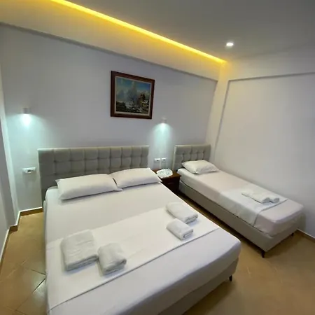 Eraldo Brahimi Apartaments Ksamil Extérieur photo