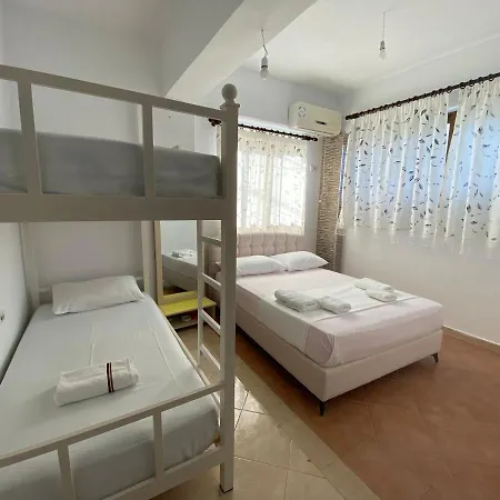 Eraldo Brahimi Apartaments Ksamil Extérieur photo