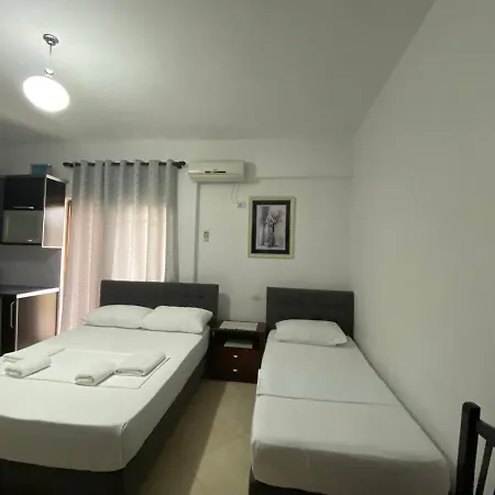 Eraldo Brahimi Apartaments Ksamil Extérieur photo