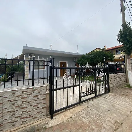 Eraldo Brahimi Apartaments Ksamil Extérieur photo
